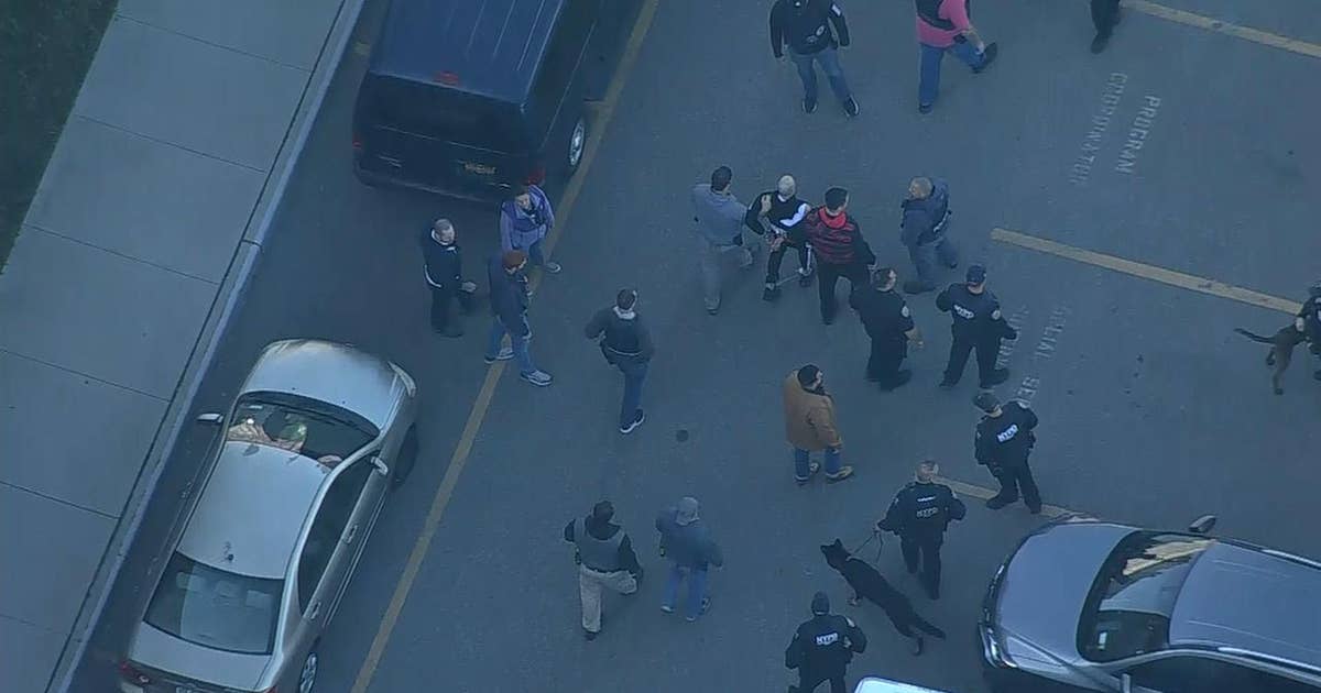 Handcuffed parolee in police custody escapes, later caught | FOX 5 New York