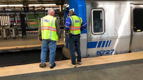 Minor derailment snarls PATH Train service