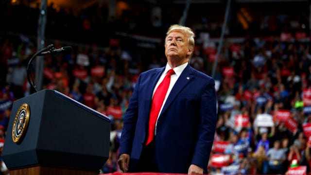 Trump seeks to turn impeachment probe into campaign weapon