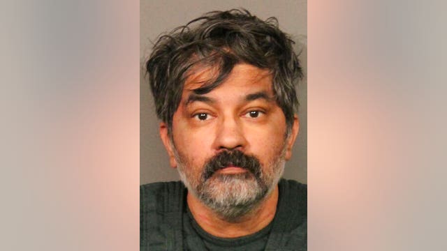 Man brings body to California police, says he killed family