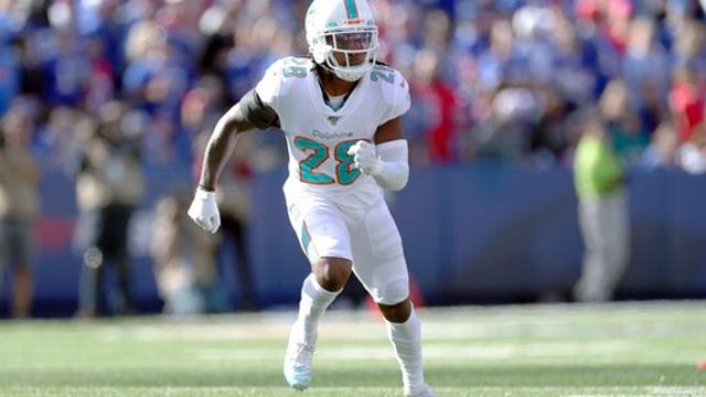 Miami Dolphins player accused of confronting boy, spitting in another fan's face at game