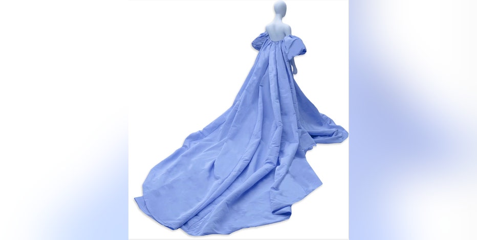 lady gaga blue valentino dress Maid auctions off Lady Gaga's Golden Globes gown that she found in hotel  room