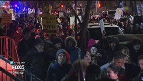 Protest over policing of NYC subways shuts station in Harlem