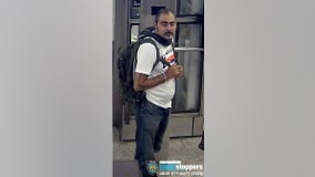 NYPD searching for UES subway flasher