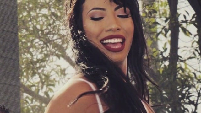 Popular Selena tribute singer from L.A. released after being detained by immigration agents