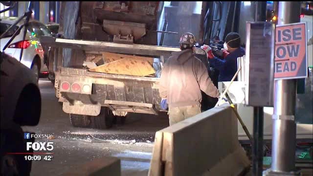 New law cracks down on private garbage collection in NYC