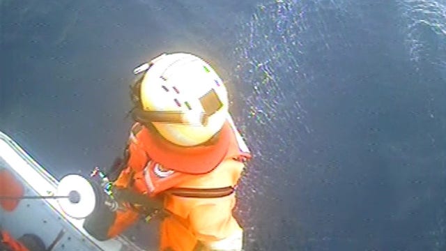 Coast Guard suspends search for missing man after boat capsizes near Bodega Bay