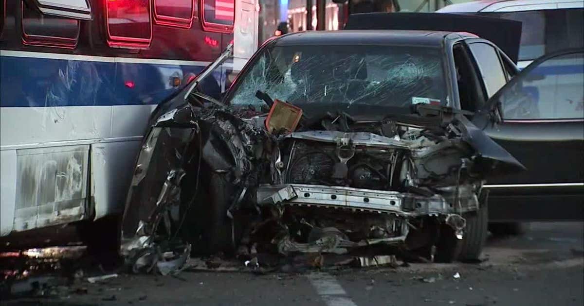 7 hurt in crash involving bus and car in Queens | FOX 5 New York