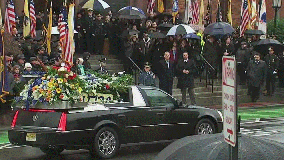 Thousands turn out for Jersey City detective's funeral