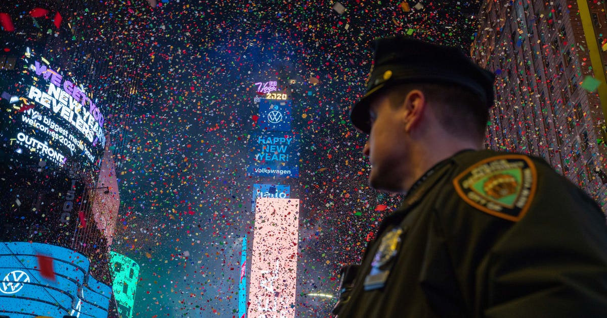 Deadly gunfire erupts in cities across the US on New Year’s Eve | FOX 5 ...