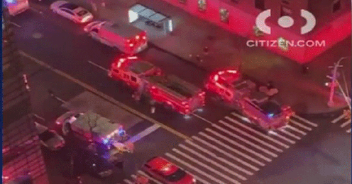 22 injured in apartment building fire on Upper East Side | FOX 5 New York