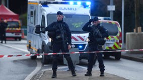 Police shoot man dead after deadly stabbings in Paris park