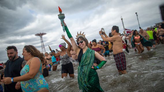 2020 starts on frigid note with Coney Island Polar Bear Club Plunge