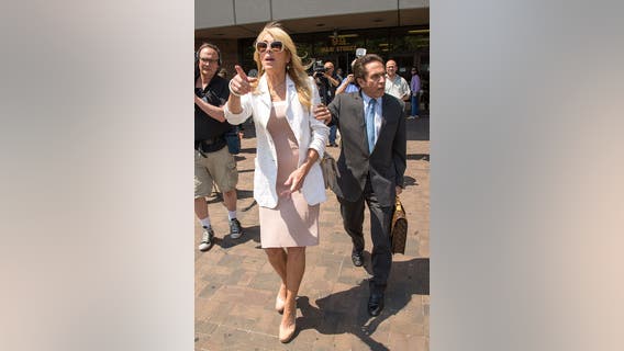 Authorities: Lindsay Lohan's mom drunkenly hit car on Long Island, fled