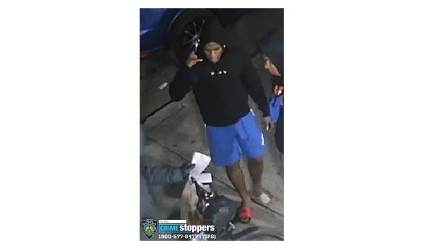 Thugs attack man on bike, steal food