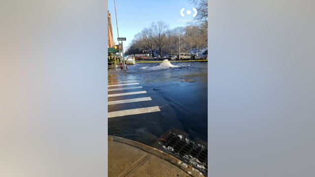 UWS water main break suspends subway service, snarls traffic