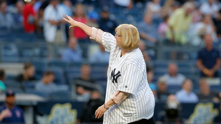 Widow of Yankee great Thurman Munson finds pain in Kobe Bryant's death