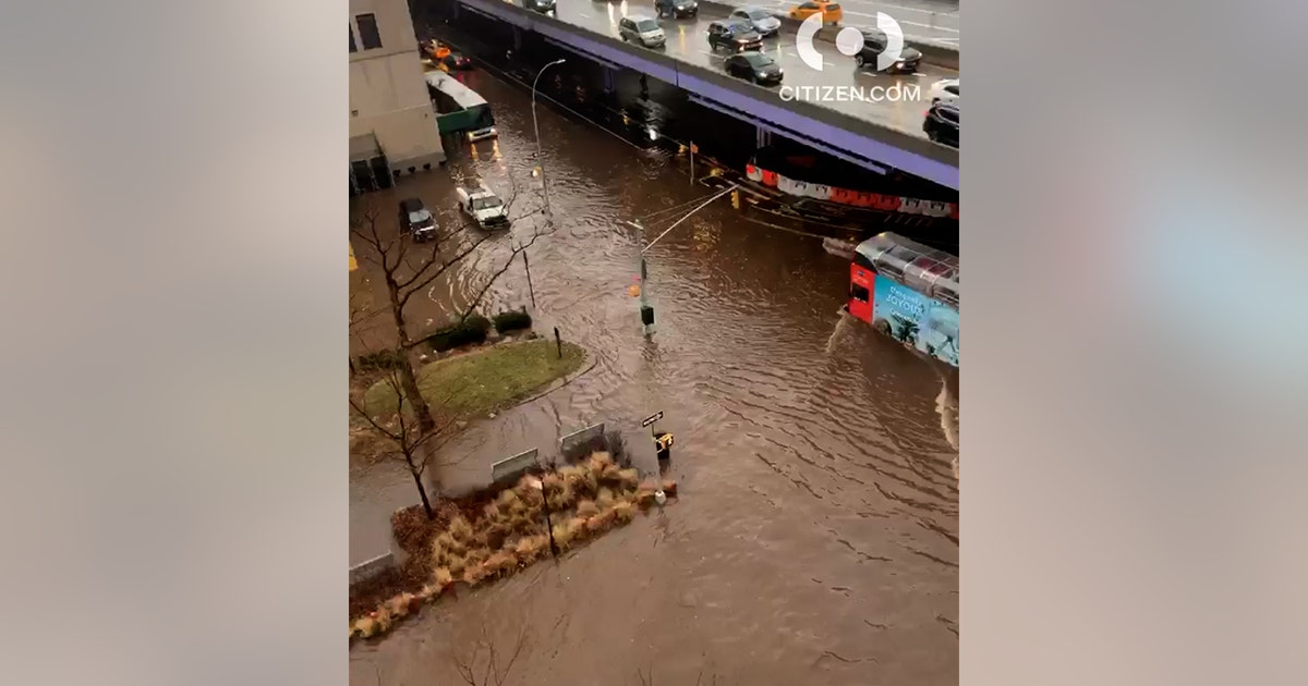 Water main break floods streets on the Lower East Side | FOX 5 New York