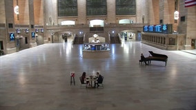 Winning couple celebrates Valentine's Day with dinner alone at Grand Central Terminal