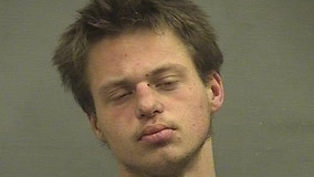 Suspect tried to blow up vehicle outside Pentagon; jumped fence into Arlington National Cemetery, cops say