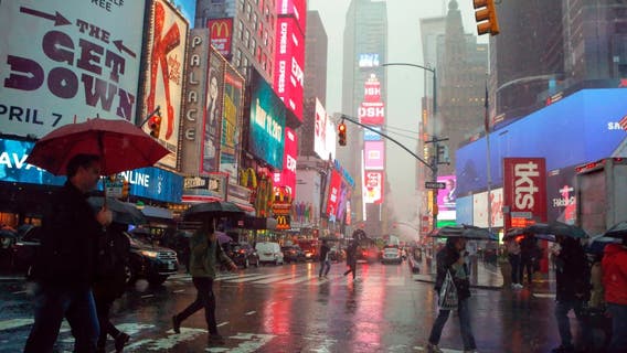 Strong winds hit NYC region