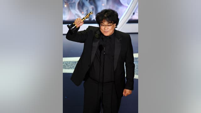 'Parasite' wins best picture Oscar, becoming first foreign-language film to take home biggest honor in film