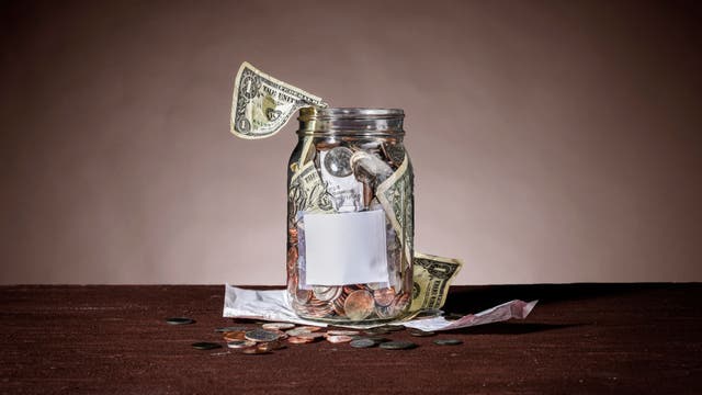 Survey: Baby Boomers are the best tippers