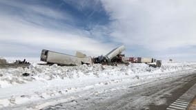 3 dead in 100 vehicle crash on Wyoming highway
