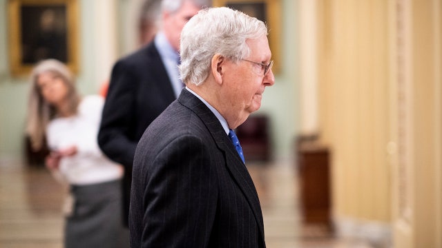 White House, Senate reach late-night deal on massive $2T coronavirus stimulus package