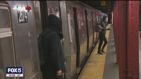 Some New Yorkers riding crowded subway commutes during coronavirus pandemic