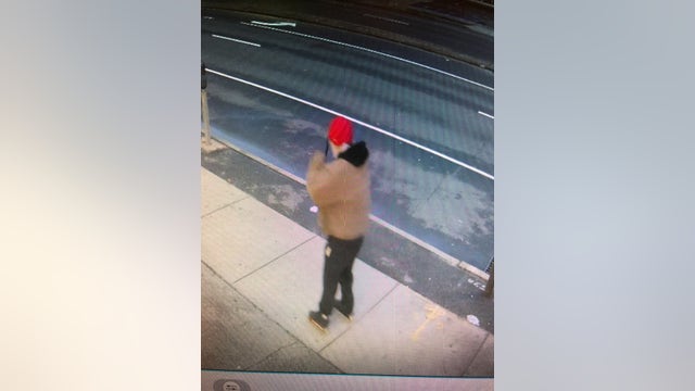 Rollerblading robber holds up Long Island Dunkin' Donuts