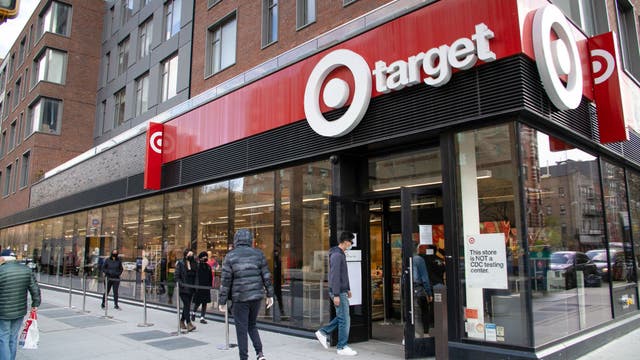 Experts worry politics will guide voters' virus precautions