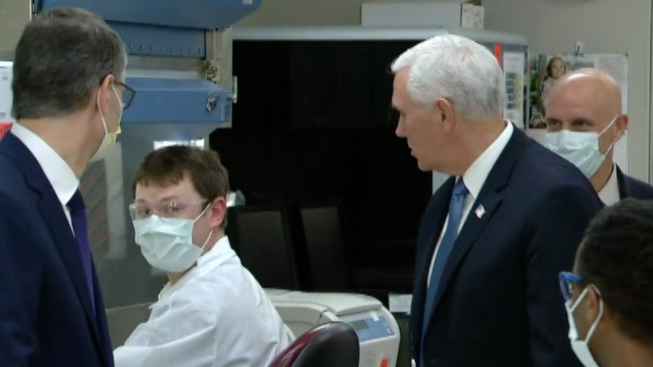 Vice President Pence in a lab at the Mayo Clinic
