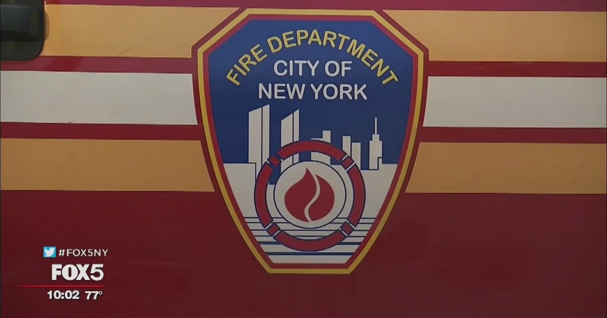 Boat fire off Staten Island injures 3 | FOX 5 New York