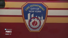 Boat fire off Staten Island injures 3