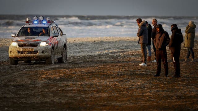 5 surfers die in storm off Dutch coast