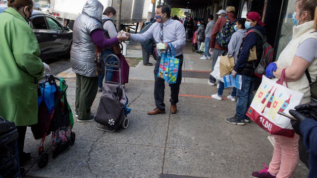 Job market remains grim even as U.S. tentatively reopens