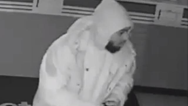 Robbers break into 7 locations in Hollis section of Queens