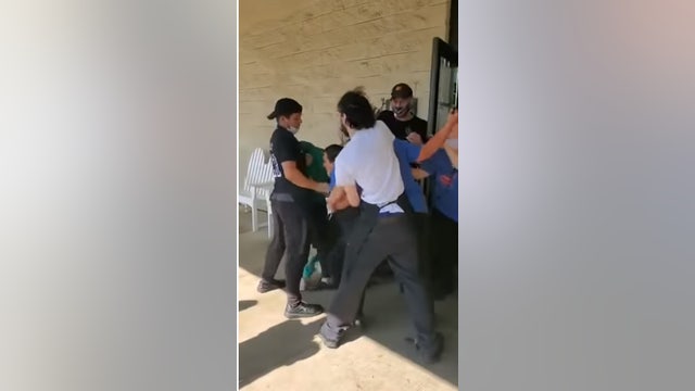 Brawl breaks out at Red Lobster after long Mother's Day wait times