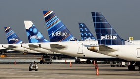 JetBlue may move headquarters from New York