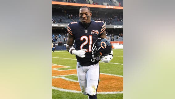 NFL player shares video of close encounter with bears