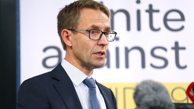 New Zealand confirms 2 new COVID-19 cases 24 days after discharging last patient