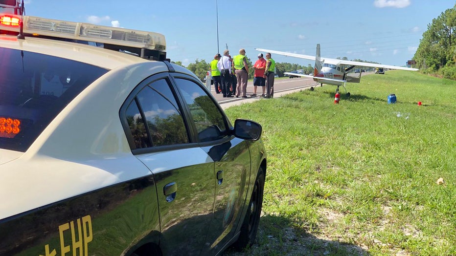 plane-on-I-75.jpg