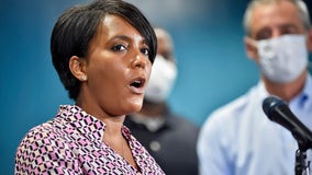 Atlanta mayor tests positive for coronavirus