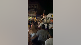 Hundreds pack street, ignore social distancing guidelines in Queens