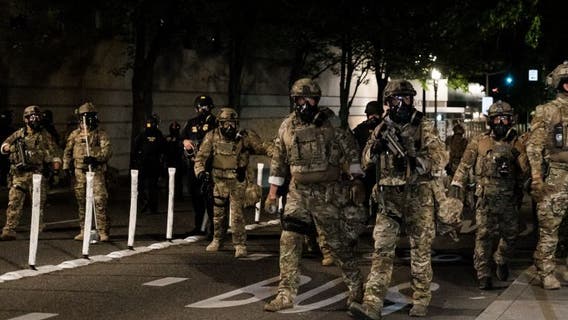 De Blasio threatens legal action if Trump sends federal officers