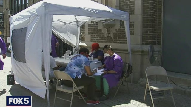 NYC begins rolling out rapid COVID-19 testing sites