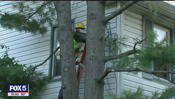 Long Island residents take utilities to task after storm response