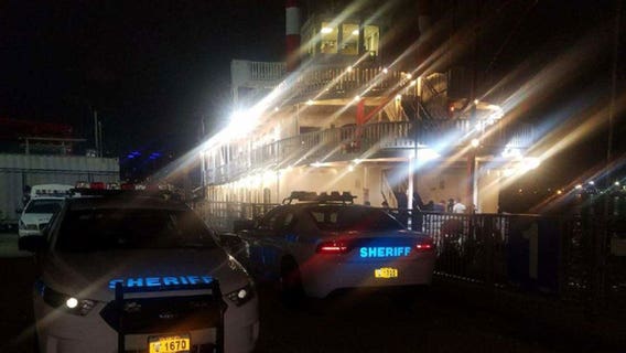 Party boat busted on East River for violating coronavirus rules