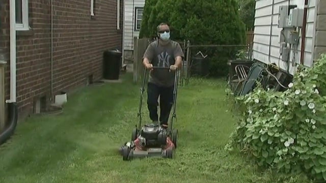 Laid-off advertising executive mows lawns for seniors at no charge